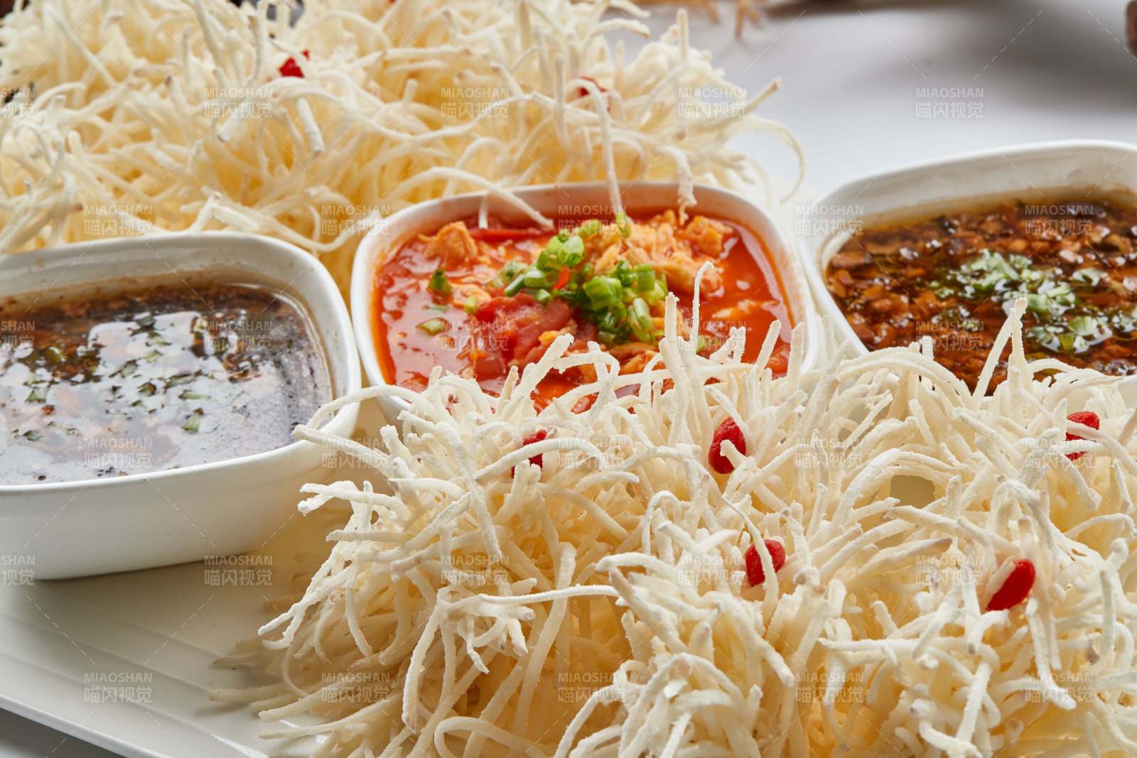 蘸酱美食火树银花油炸土豆丝