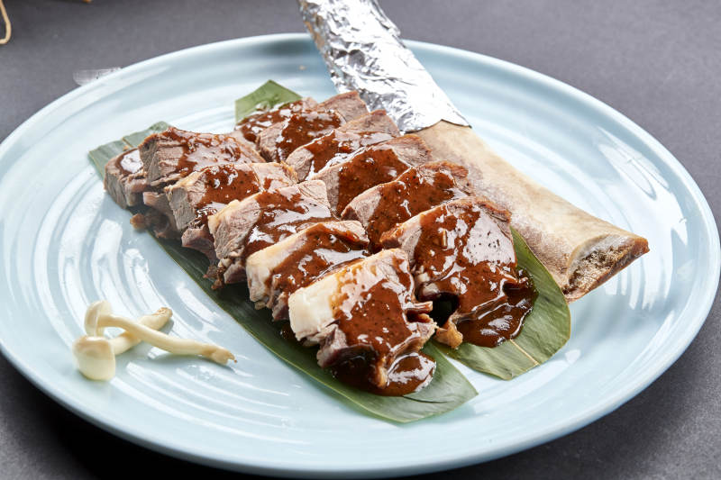 清炖浇汁牛肋条拆骨肉