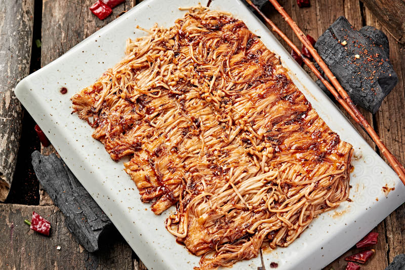 炭烤刷酱金针菇