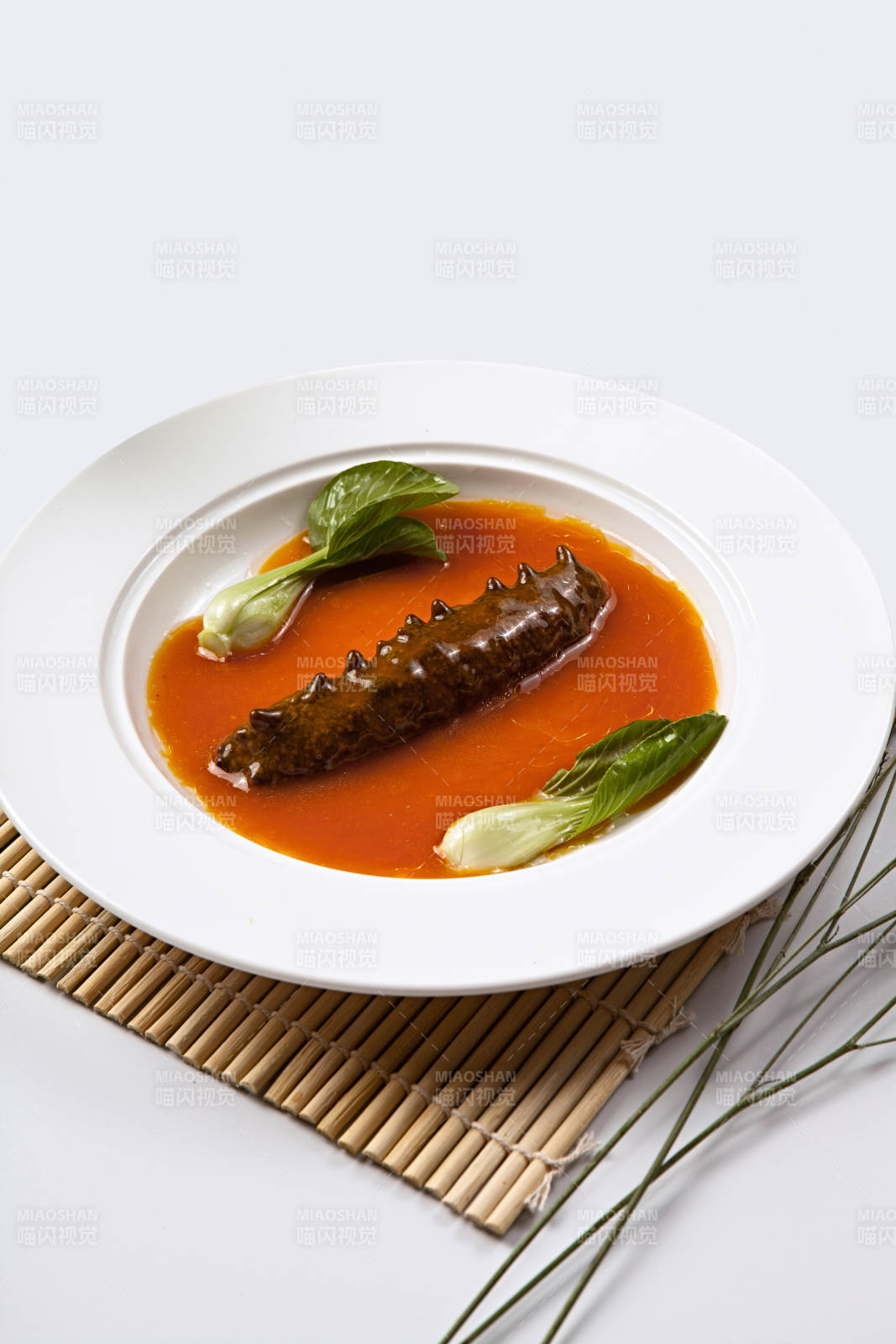 鲍鱼汁扣辽参图片