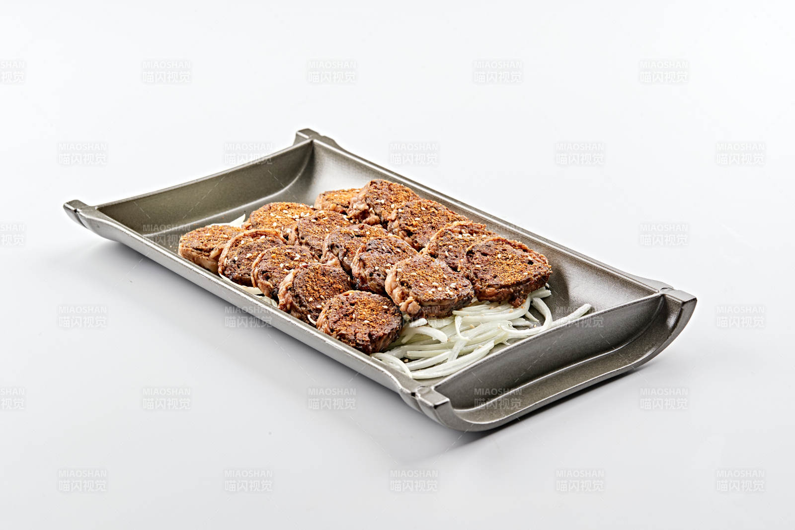 香辣美味的鐵板炭烤草原羊肝