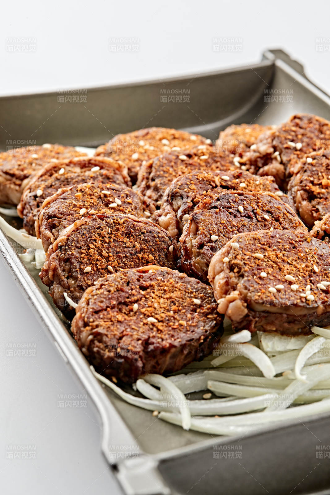 香辣美味的鐵板炭烤草原羊肝