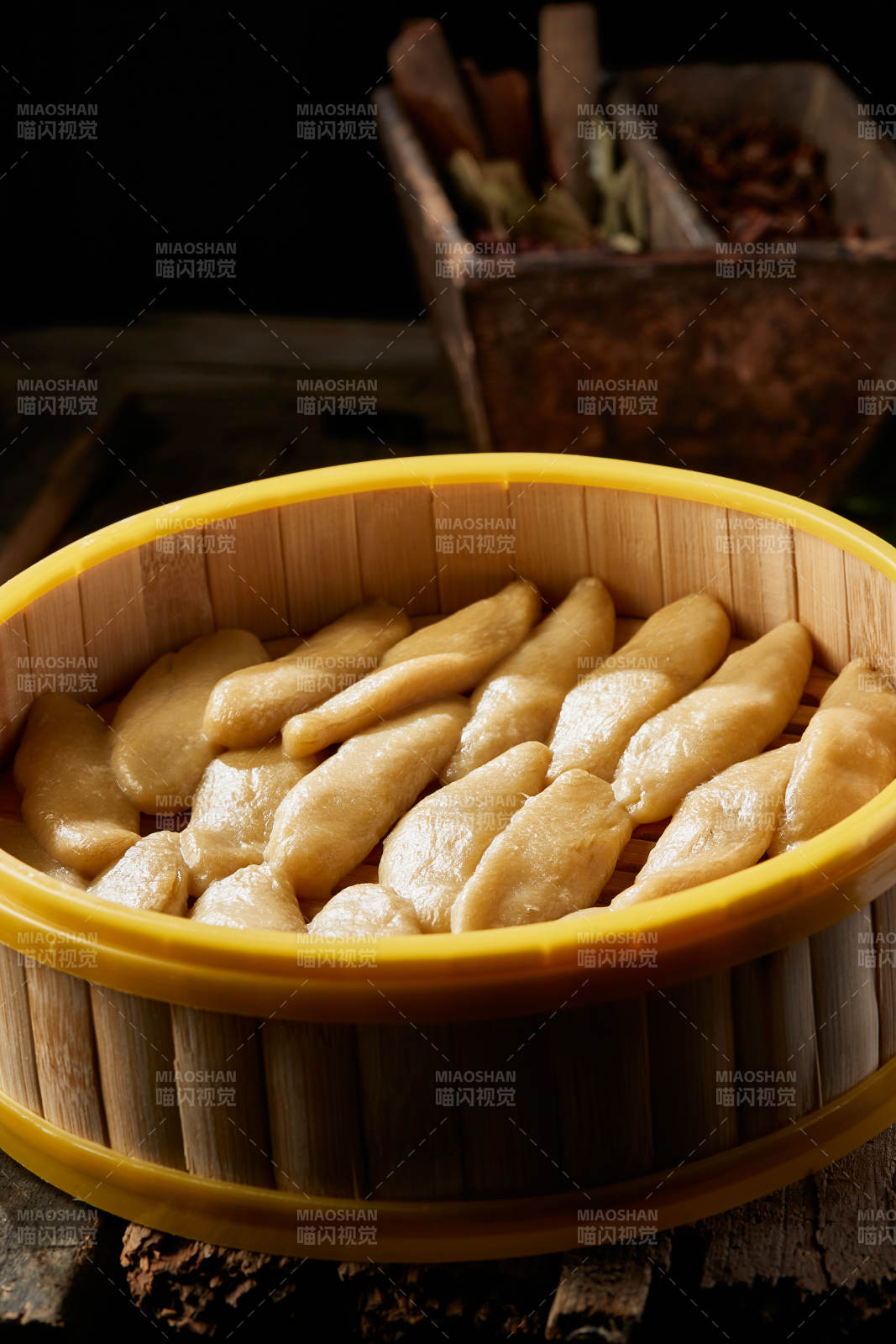 張家口壩上特色美食蒸莜面