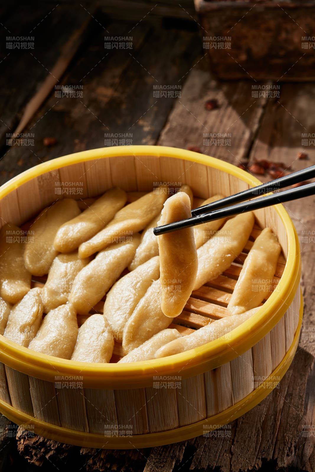 張家口壩上特色美食蒸莜面