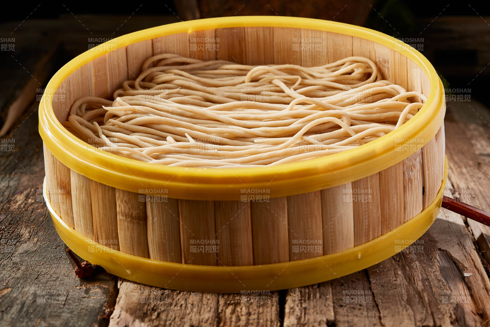 張家口壩上特色美食蒸莜面