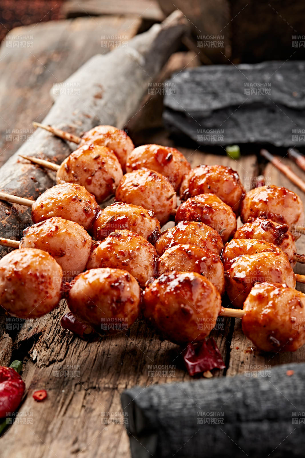 炭烤鱼丸虾丸图片
