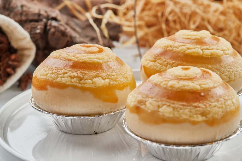 美味茶餐港式菠萝叉烧包