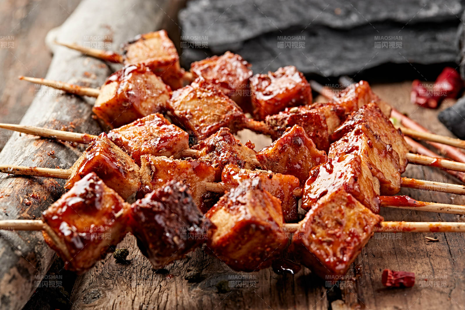 炭烤美味魚豆腐