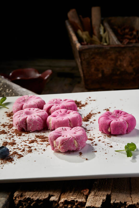 自制樱花形状的美味榴莲酥