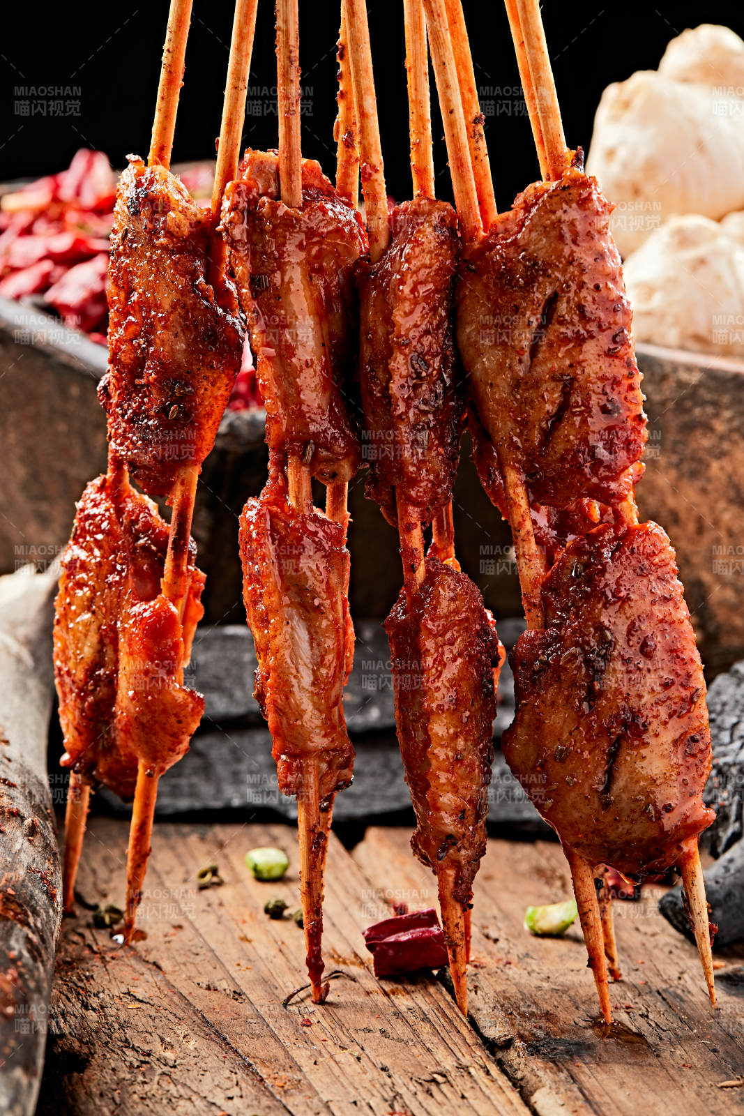 炭烤奥尔良口味鸡翅中