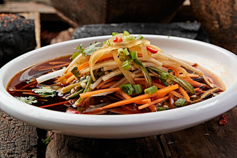 美味凉菜浇汁醋腌爽口三丝