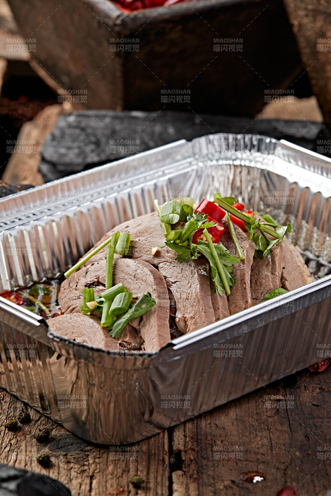 炭烤锡纸酱油护心肉