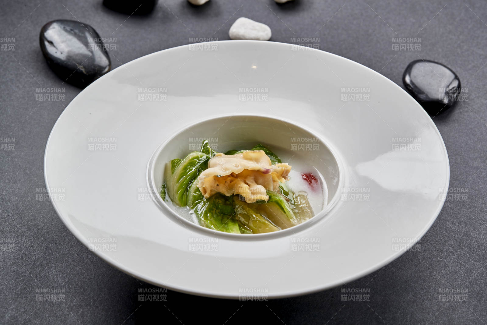 位菜高级枸杞奶汤螺片-摄影图