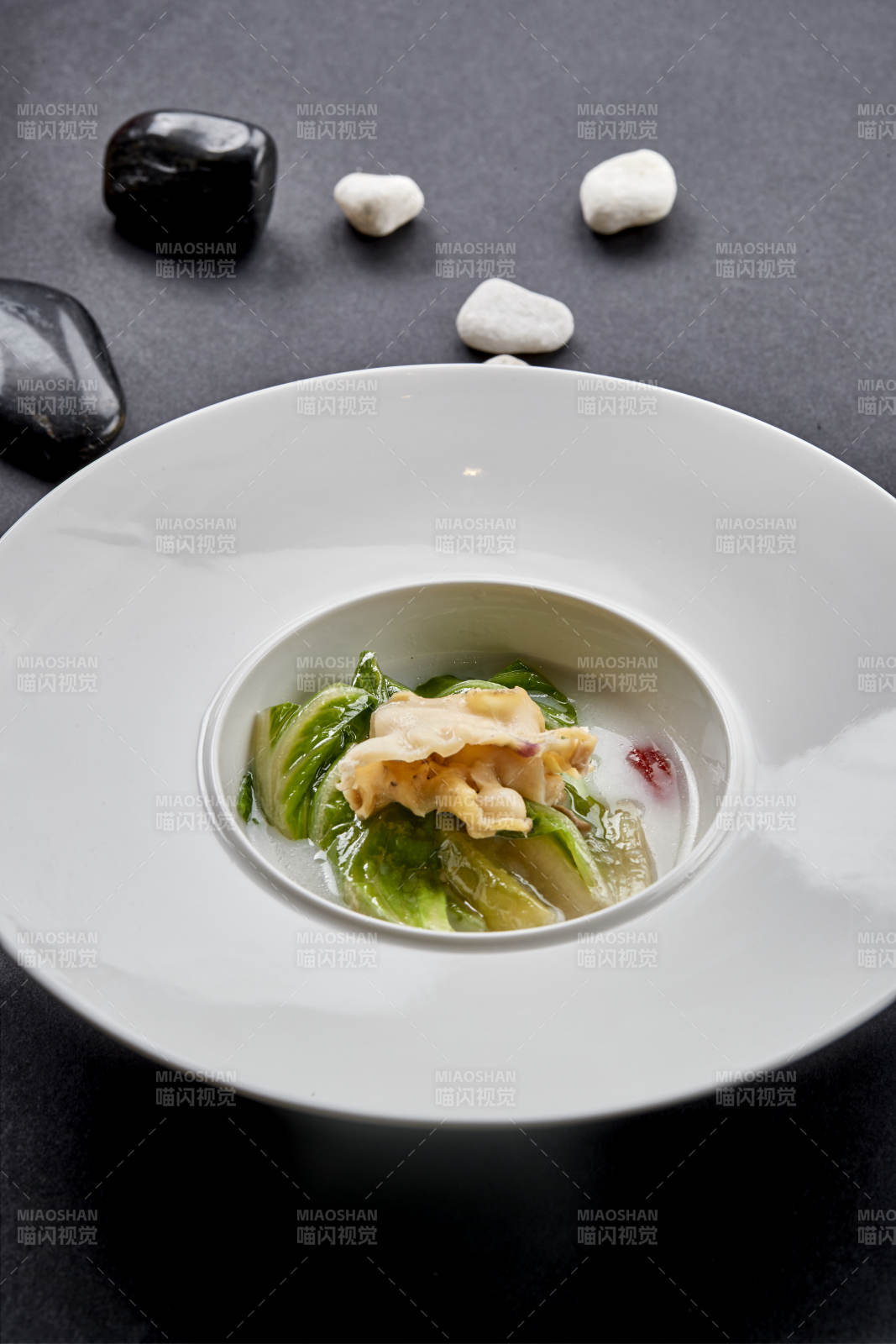 位菜高级枸杞奶汤螺片-摄影图