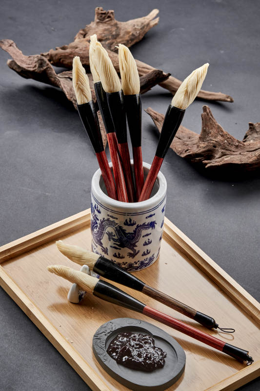 充满文化韵味的创意美食毛笔酥