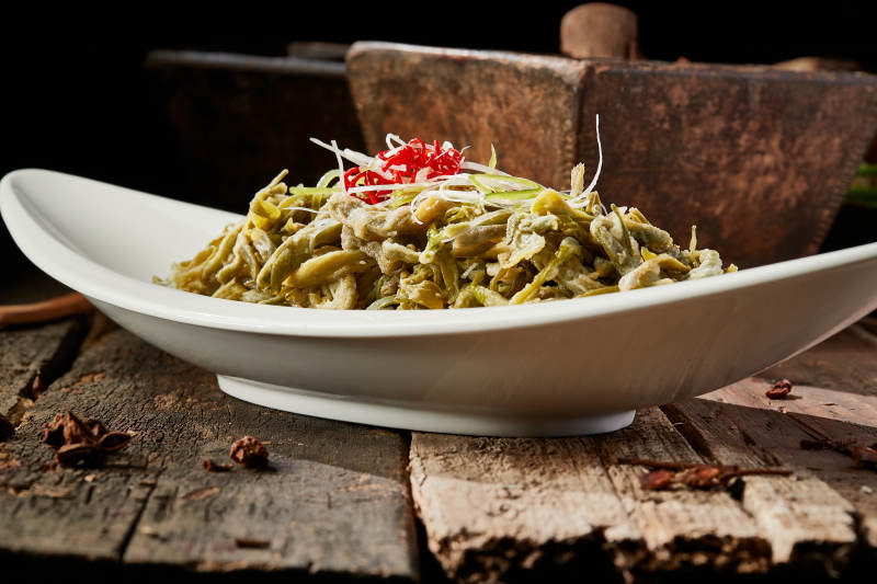 凉拌挂粉野黄花菜