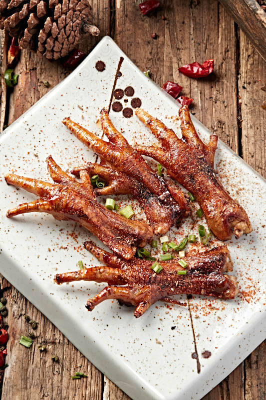 炭烤生鸡脚