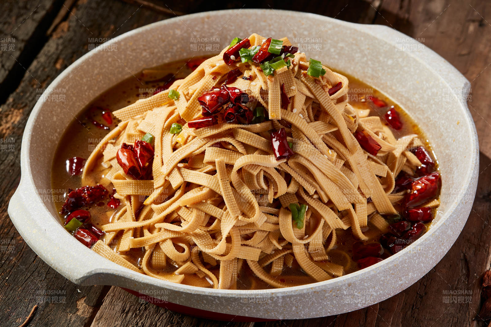 葱香辣炒干豆腐丝