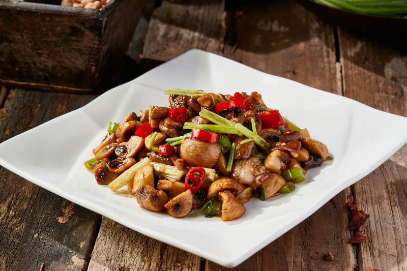 湘味小炒白口蘑