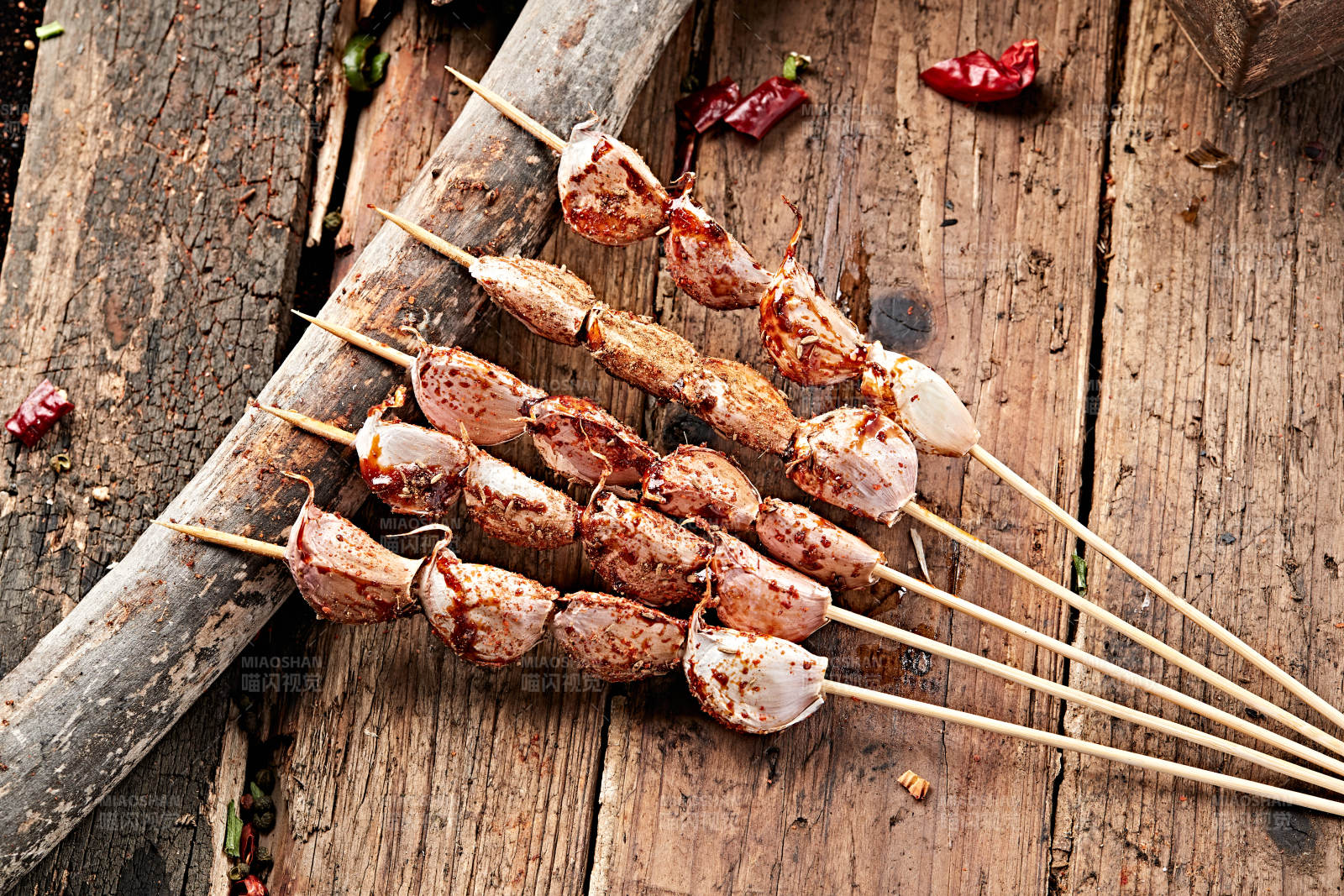 炭烤新鲜大蒜瓣