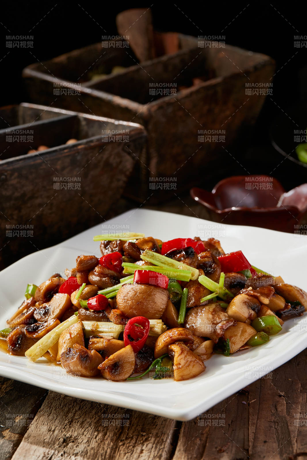 湘味小炒白口蘑