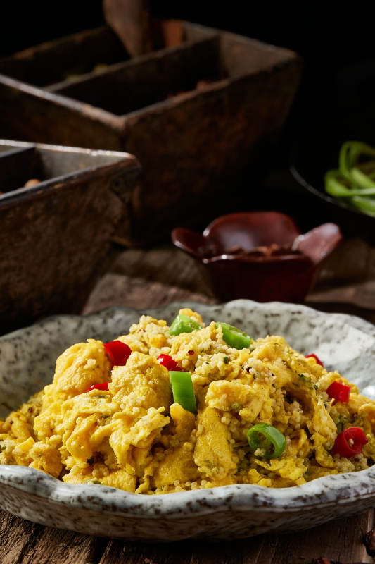 双脚小米炒鸡蛋