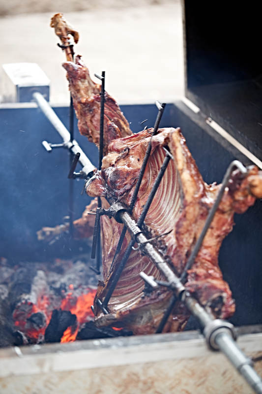 傳統蒙餐烤全羊