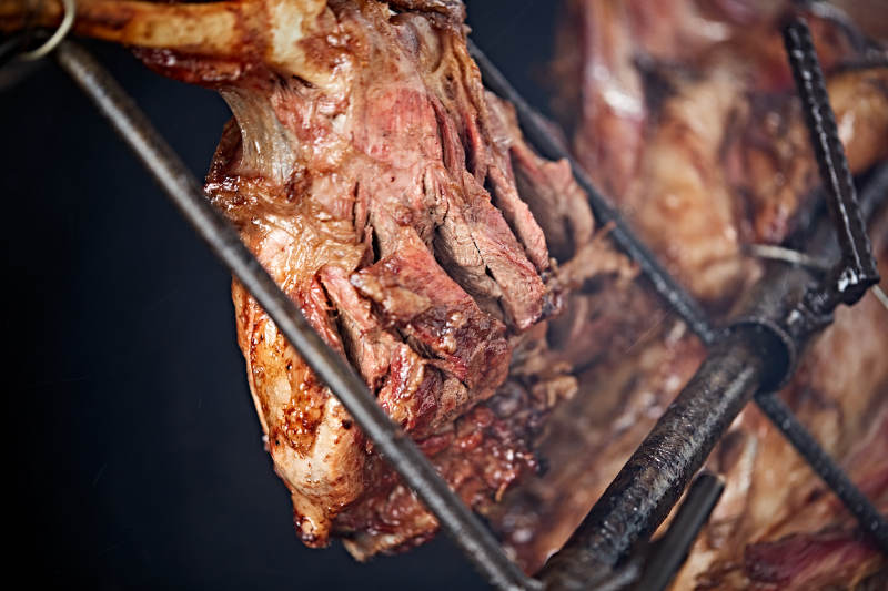 傳統蒙餐烤全羊