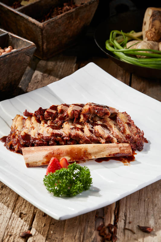 清炖浇汁牛肋条拆骨肉