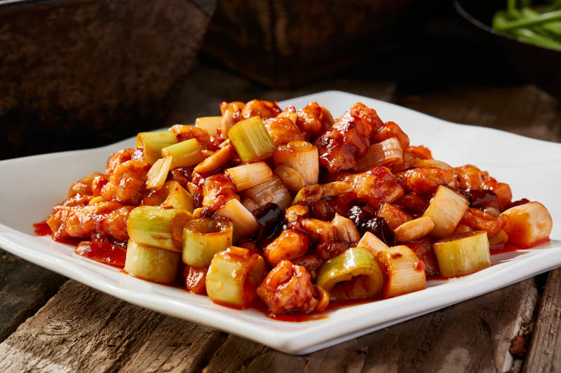 传统菜肴川香宫保鸡丁