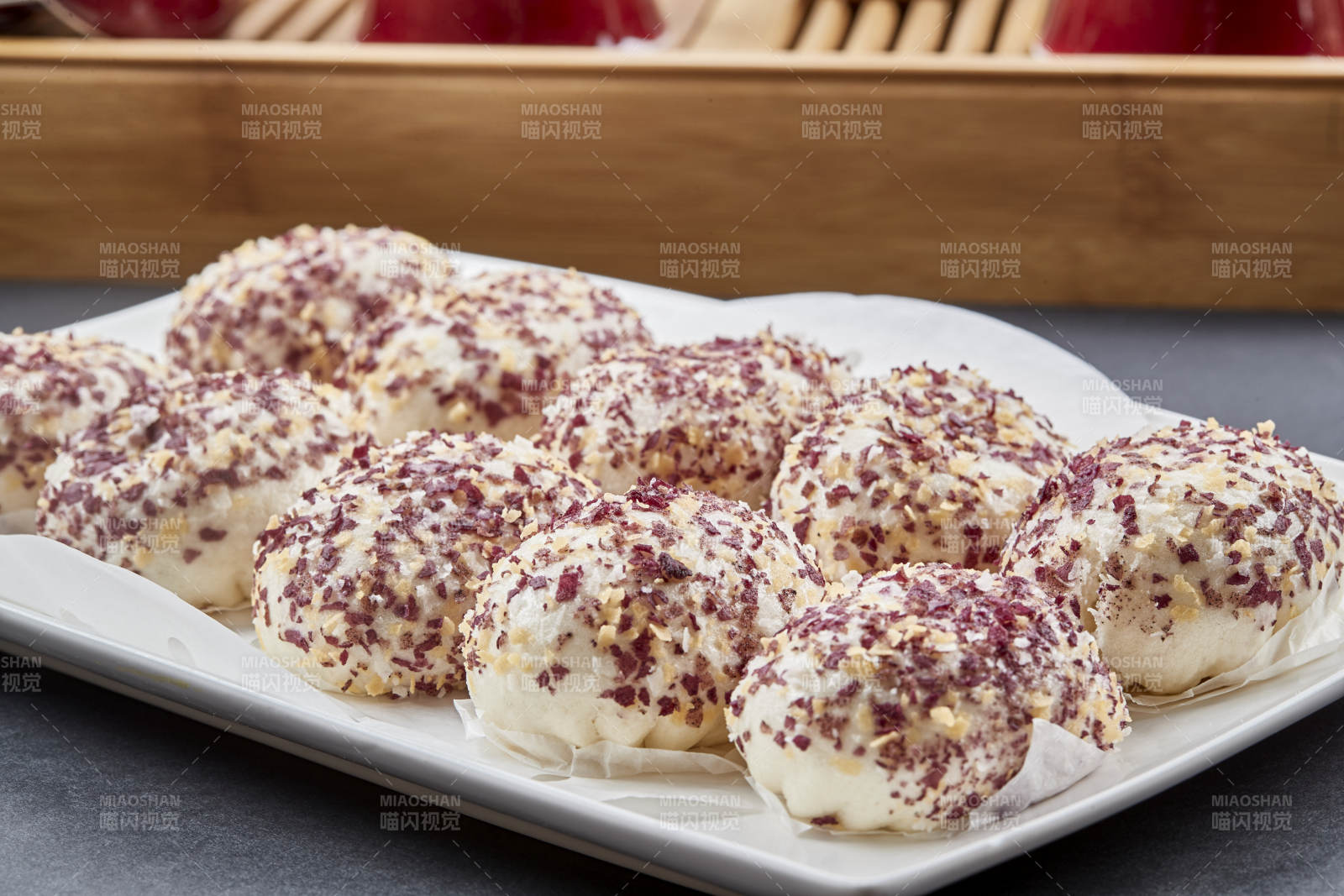 早茶茶点港式茶餐流沙金麦爆-摄影图