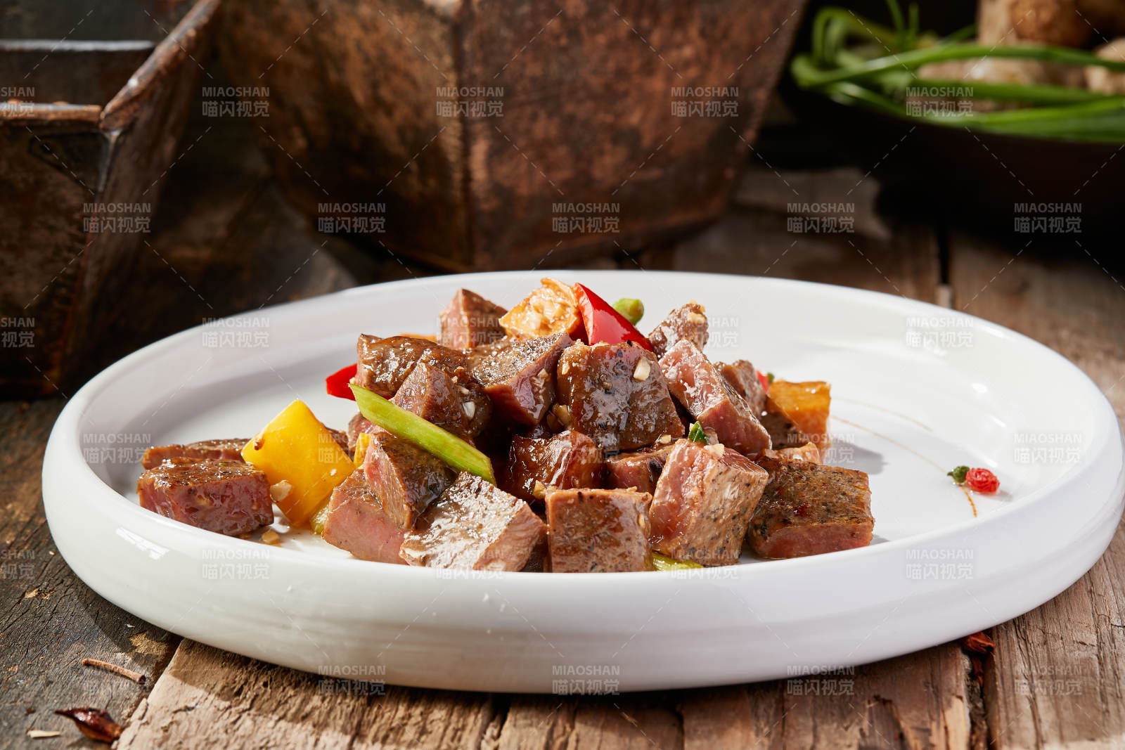 黑胡椒杏鲍菇牛仔粒