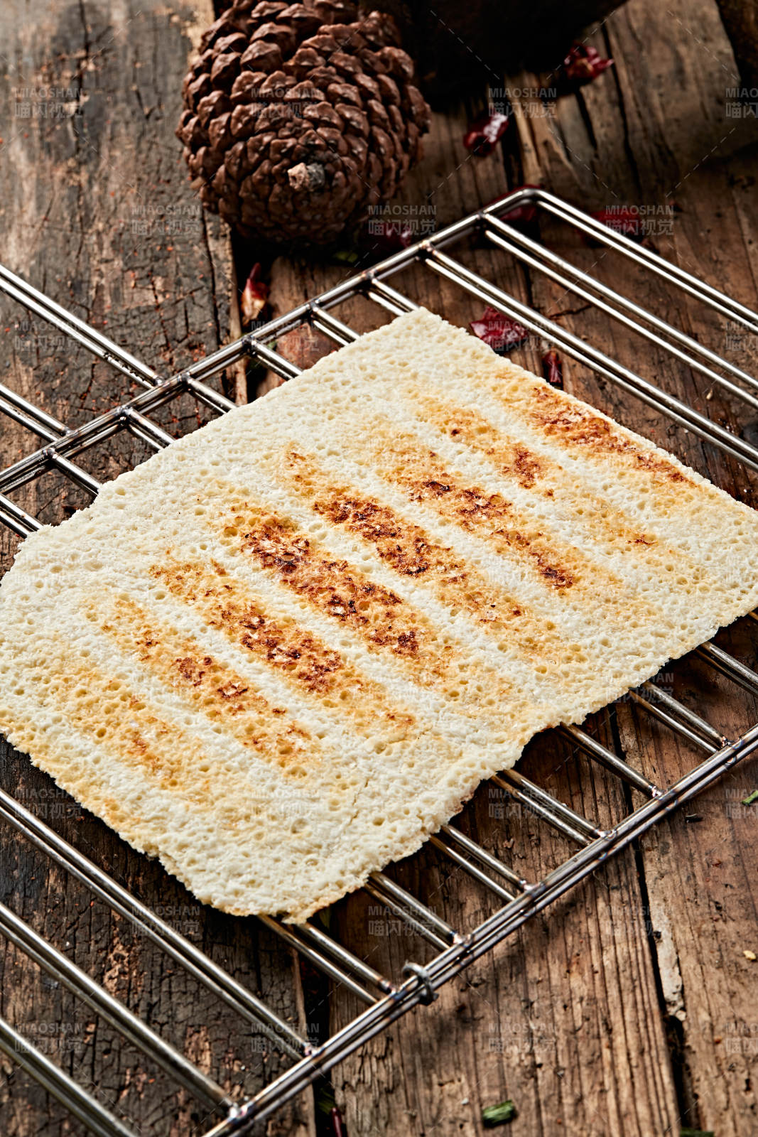 蒙族傳統炭烤奶皮子