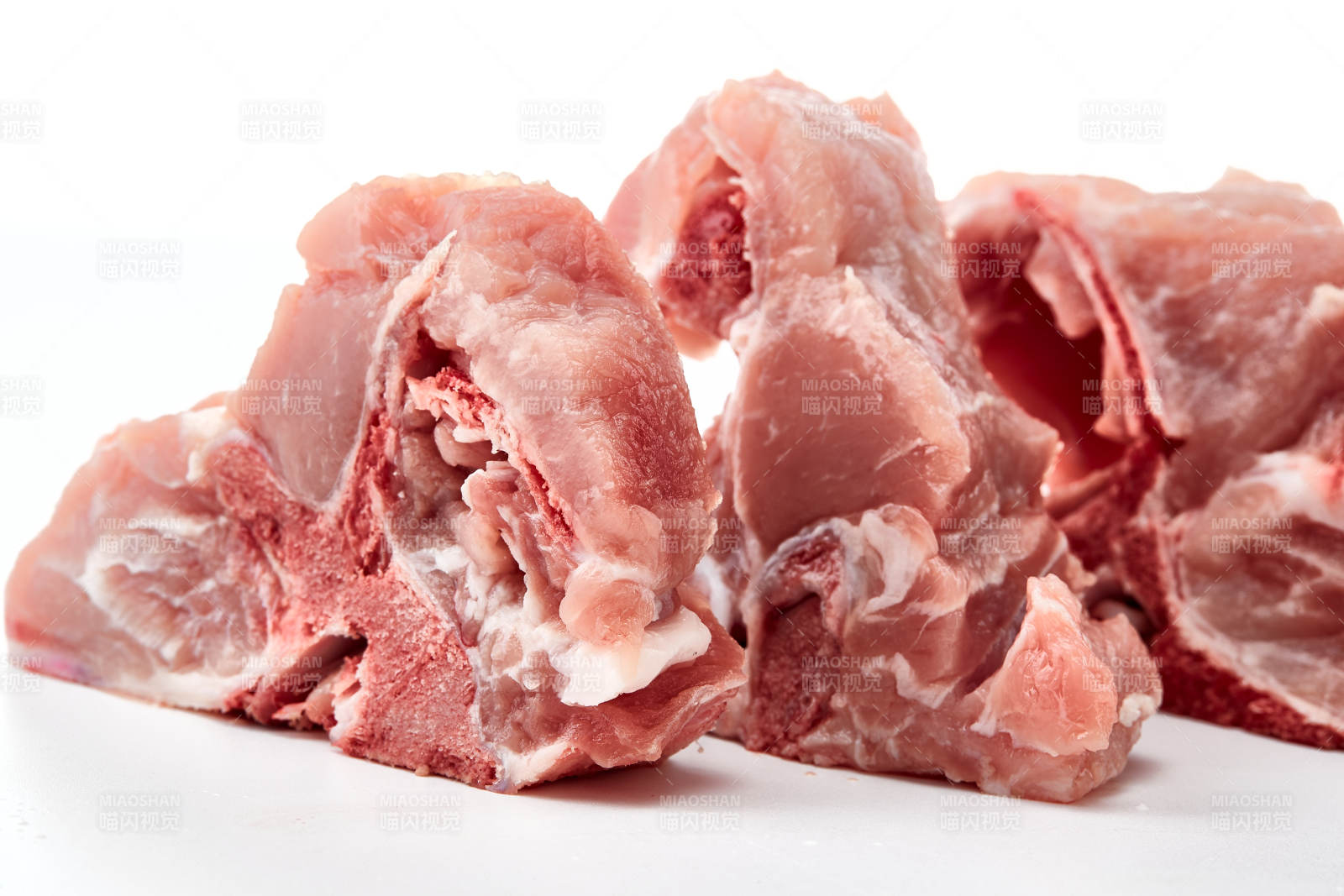 檢疫合格的屠宰生鮮豬肉