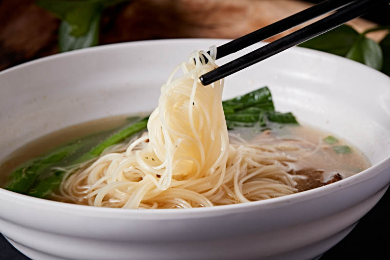 港式茶餐牛肉清湯米粉