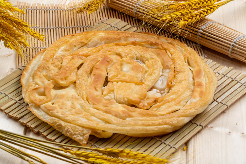 寿司帘上的乾坤手抓饼