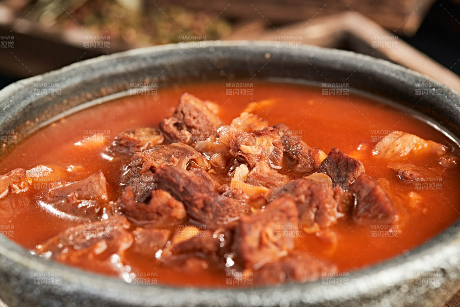 砂锅西红柿牛腩