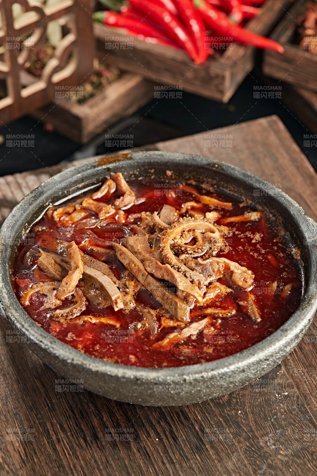 砂锅红汤羊杂图片