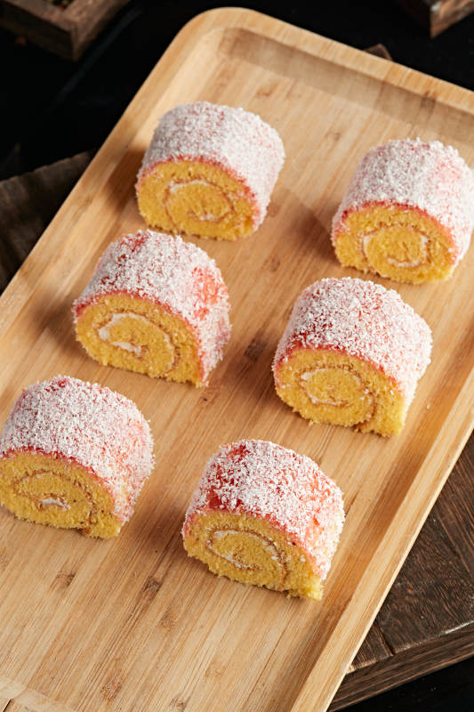 夹心奶油蛋糕卷