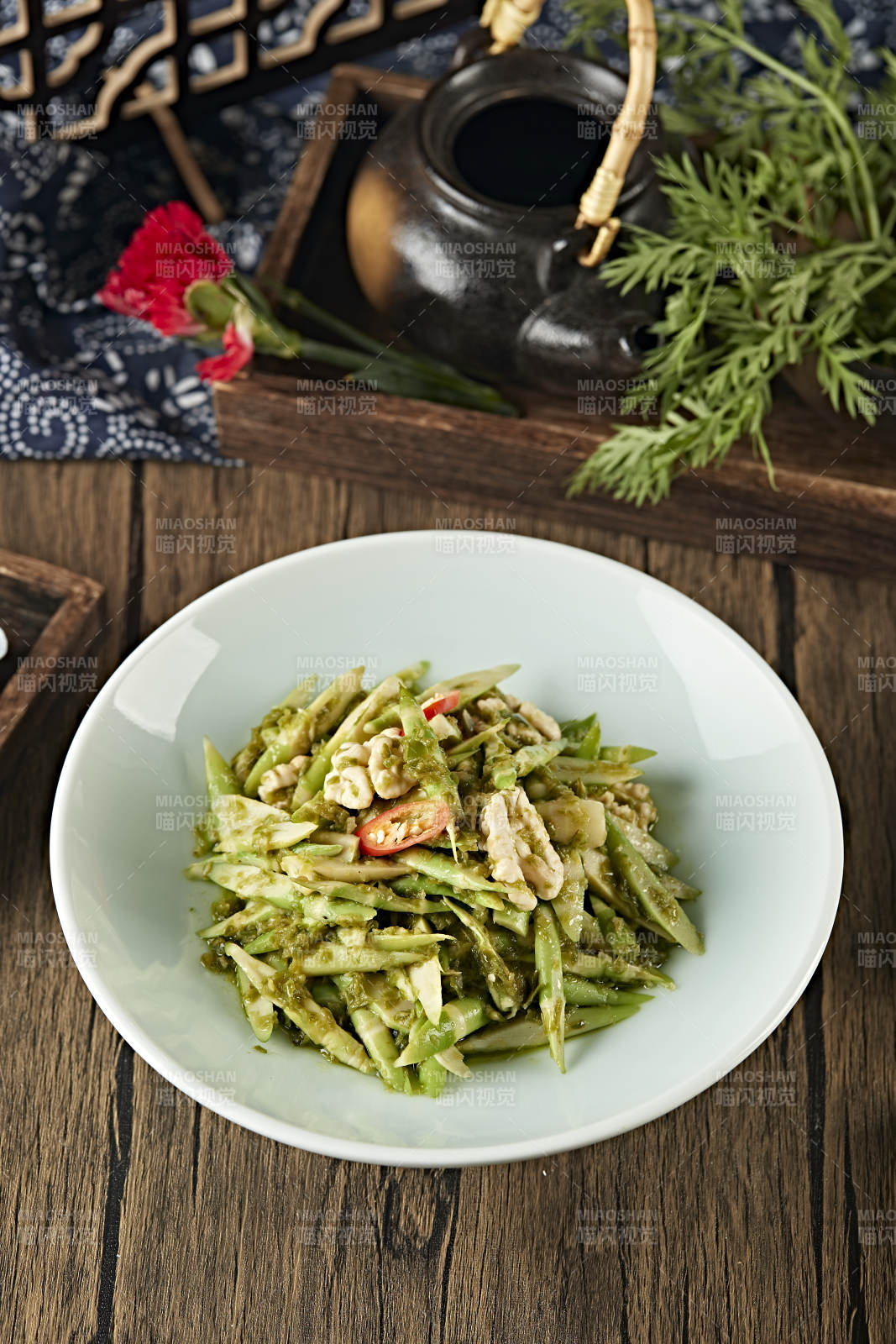 燒椒醬巧拌桃仁春筍段