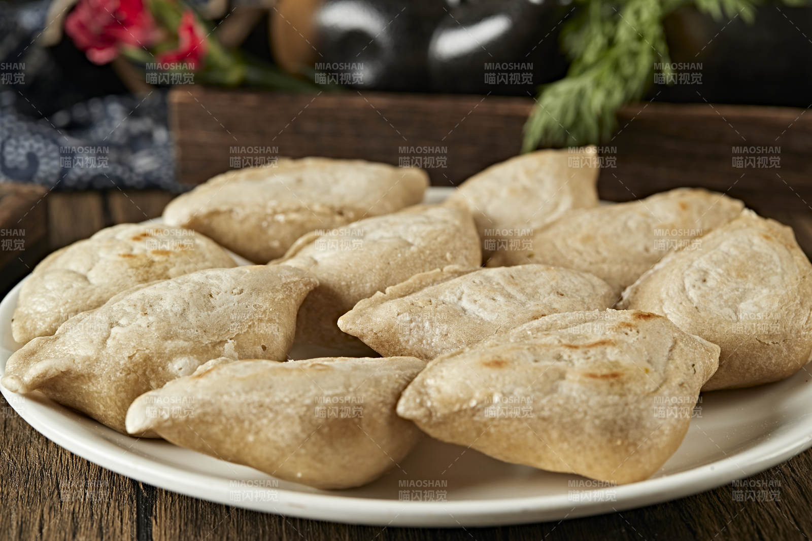 锅巴莜面蒸饺子