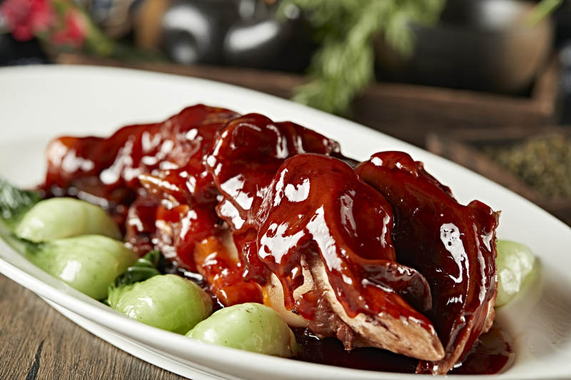 浇汁红烧软糯大牛蹄