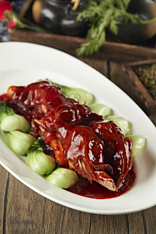 浇汁红烧软糯大牛蹄