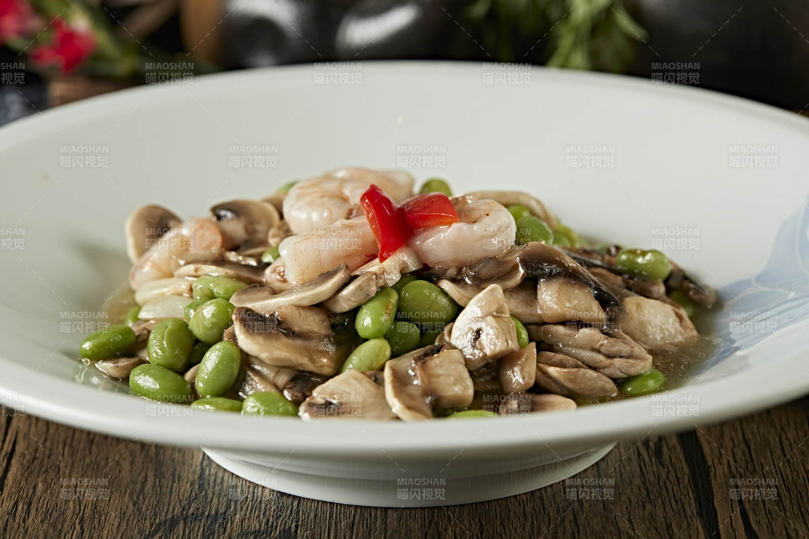 青豆口蘑切片燒蝦仁