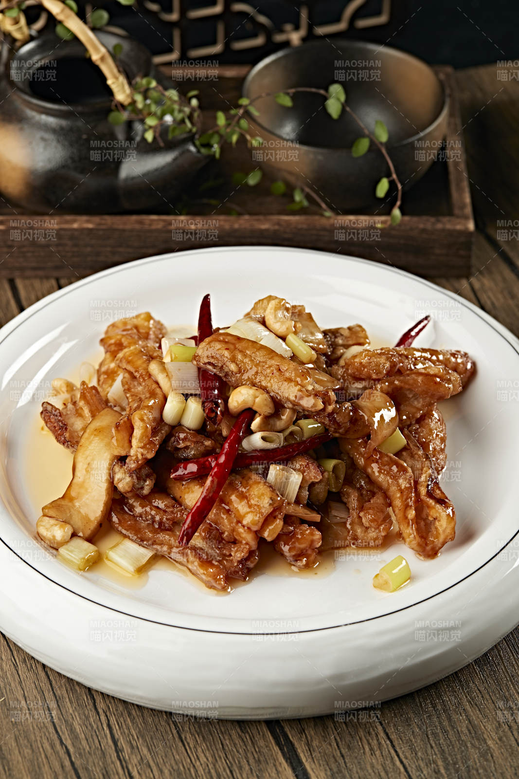 宫保糖醋脱骨带鱼杏鲍菇