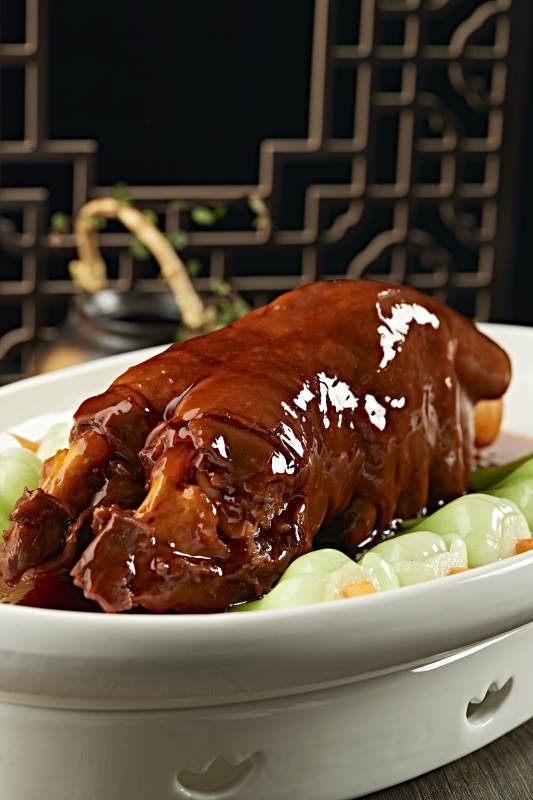 浇汁红烧大牛蹄