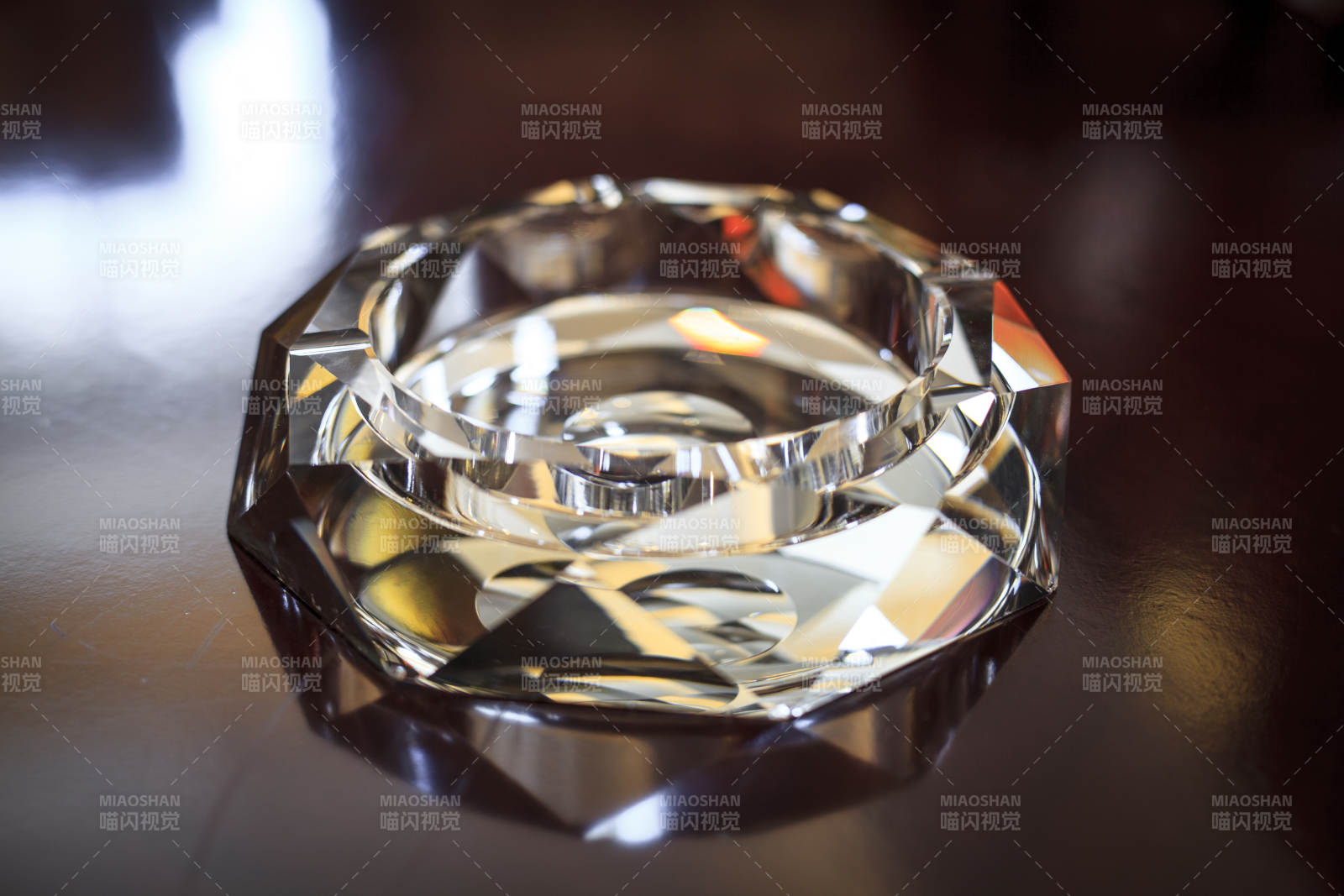 水晶玻璃烟灰缸