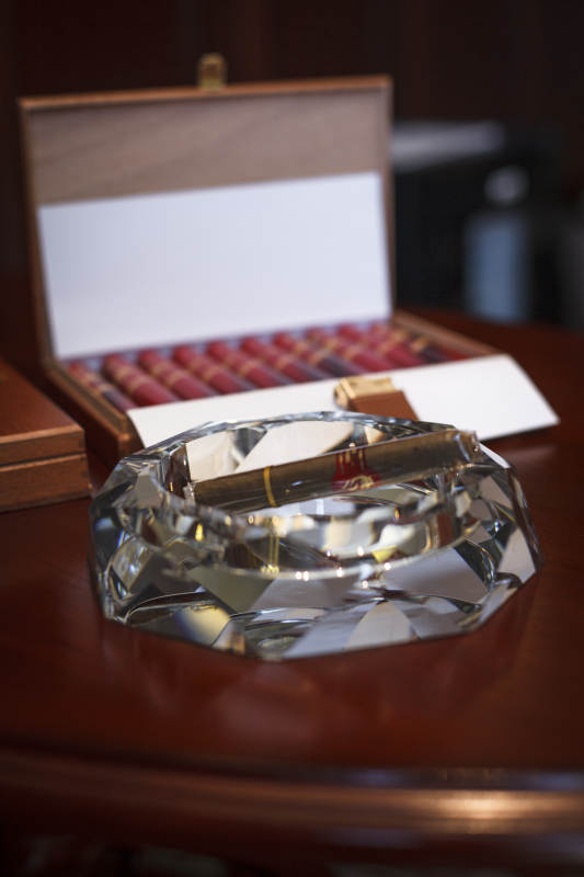 水晶玻璃烟灰缸