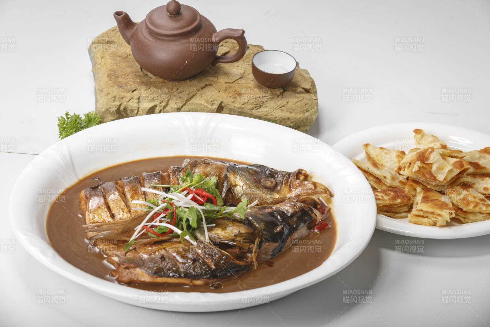 老北京鱼头泡饼