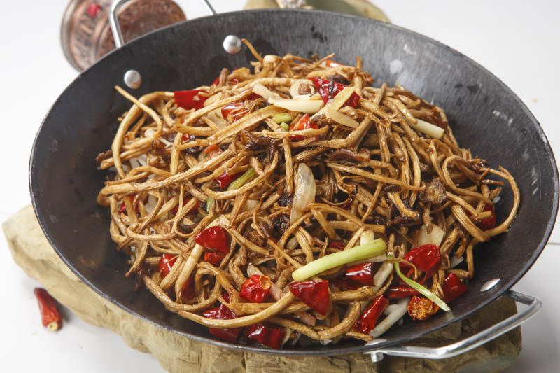 干锅猪肚茶树菇